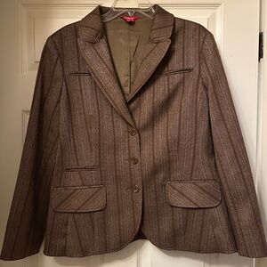 Dorothée Bis Brown Pinstriped Blazer & Pants Suit || Size 16 || Polyester || NWT